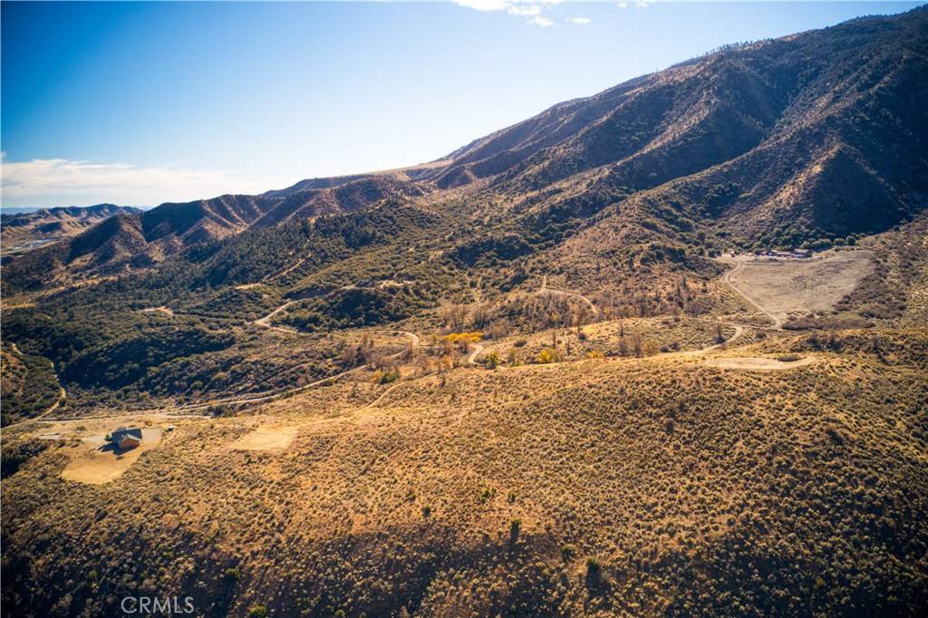 Lebec, CA 93243,4 Valley Oak Rd