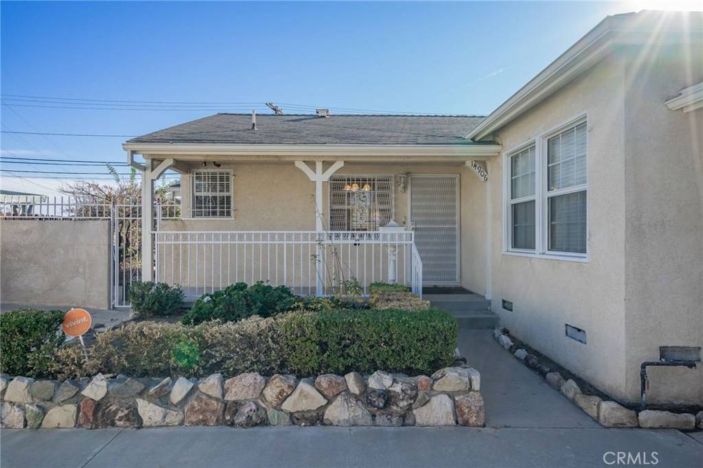 Mission Hills (san Fernando), CA 91345,14906 Wolfskill ST