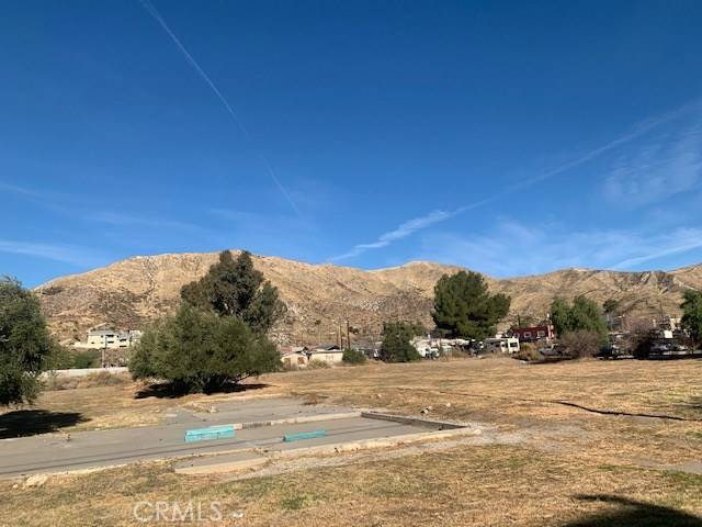 Canyon Country, CA 91387,17731 Scherzinger LN