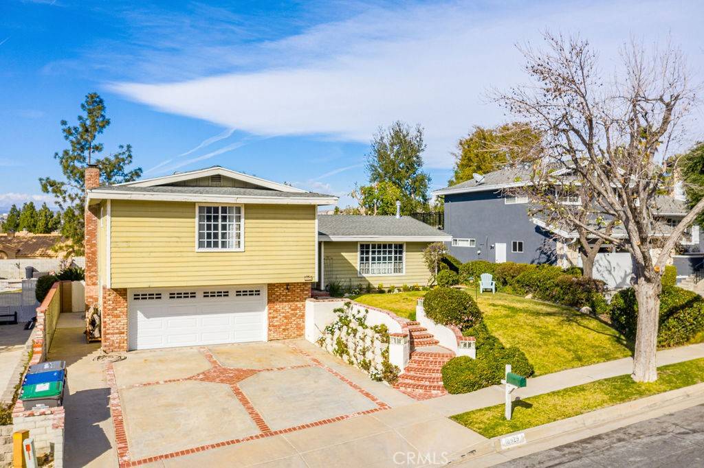 Newhall, CA 91321,18929 Sierra Estates DR