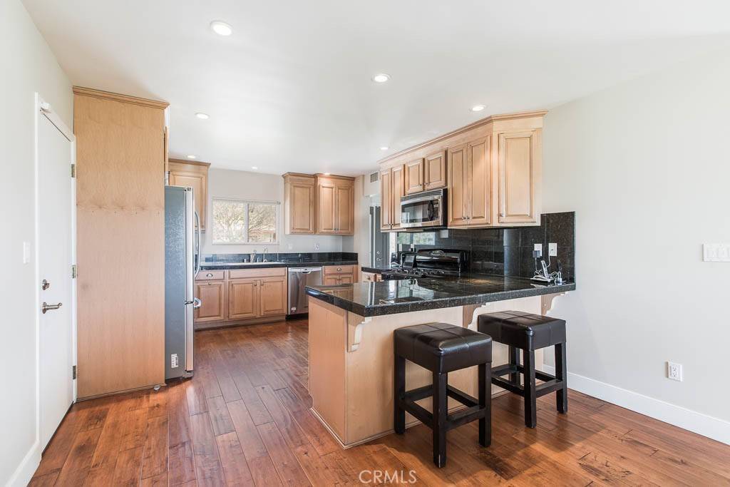 Lakeview Terrace, CA 91342,10630 Ledeen DR