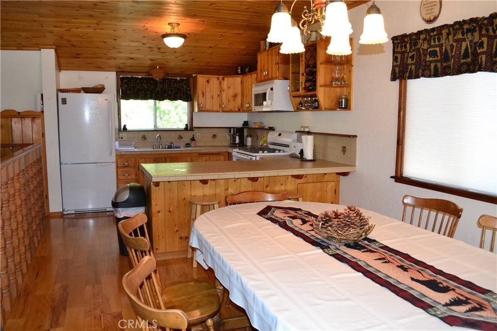 Pine Mountain Club, CA 93222,1409 Lassen WAY