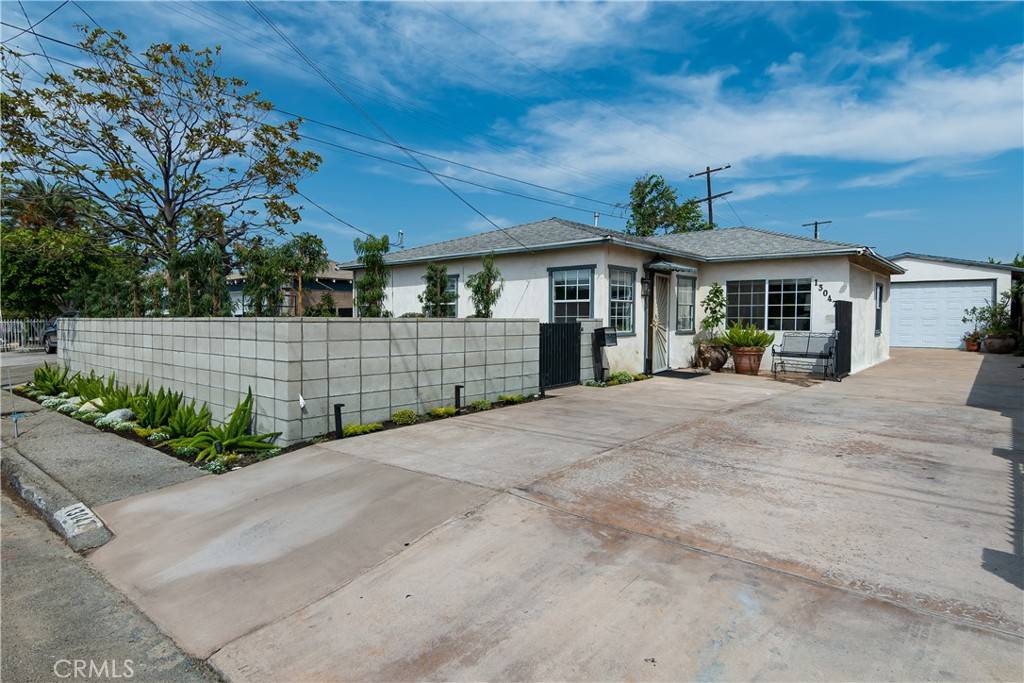 Pacoima, CA 91331,13047 Terra Bella ST