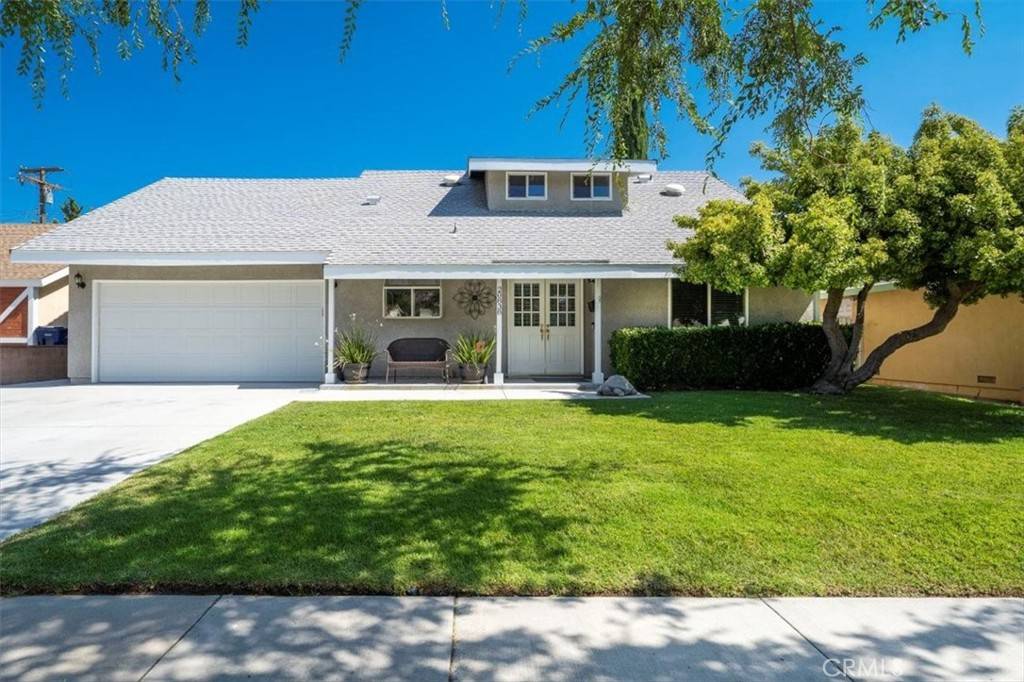 Saugus, CA 91350,20838 Kingscrest DR