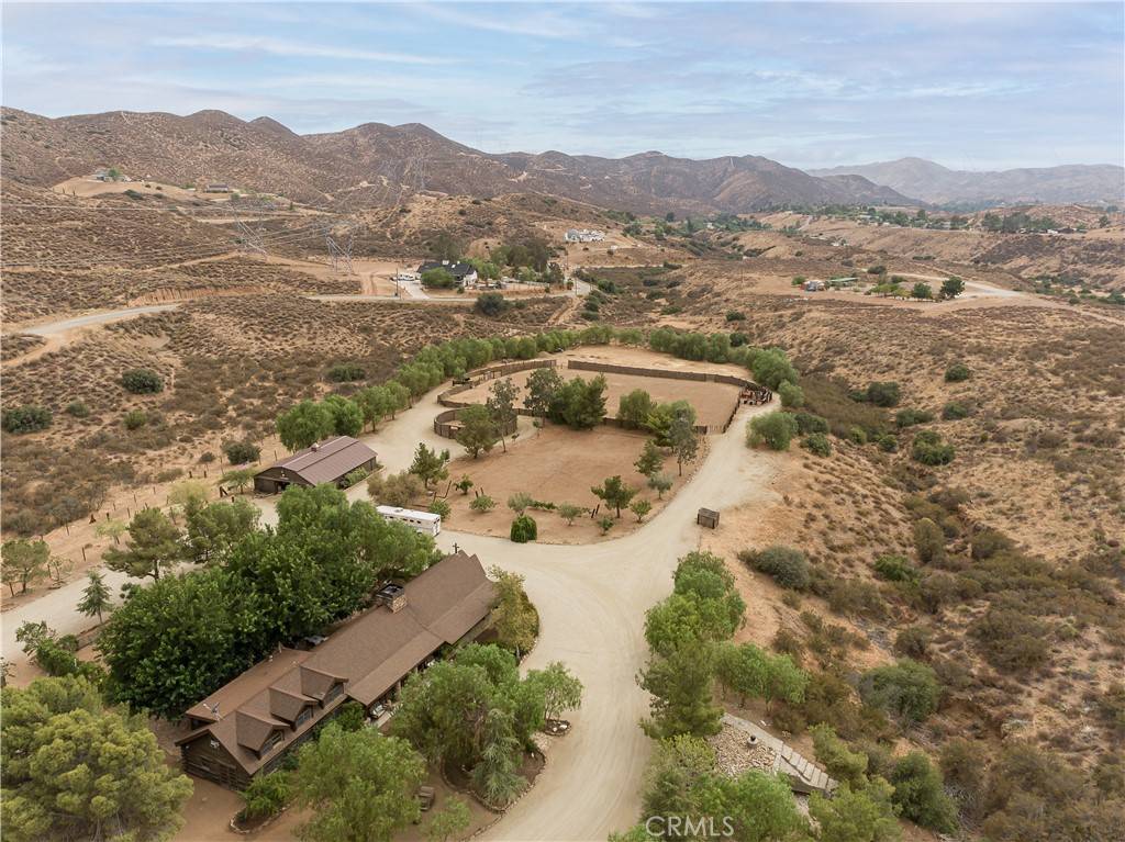 Agua Dulce, CA 91390,34729 Petersen RD