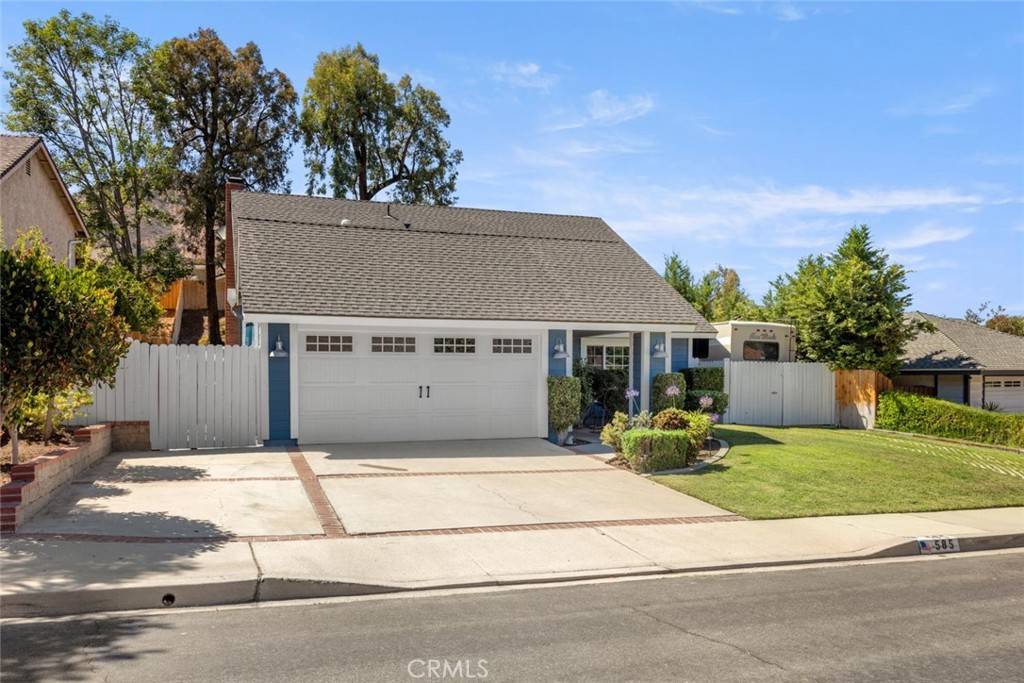 Newbury Park, CA 91320,585 Los Vientos DR