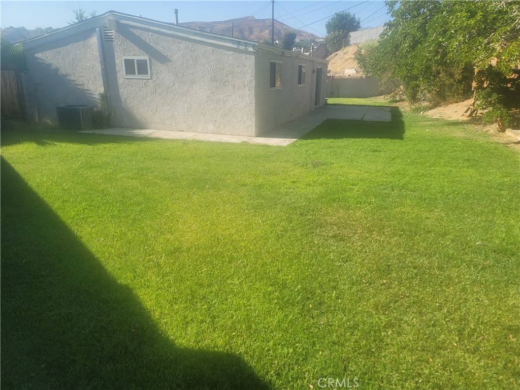 Canyon Country, CA 91351,19003 Bagby DR