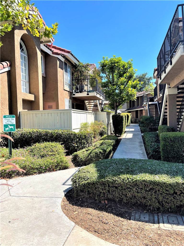 Rancho Santa Margarita, CA 92688,24 Via Esperanza