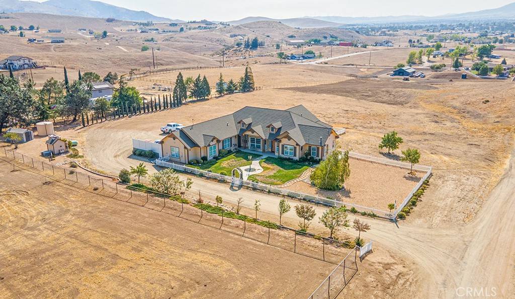 Tehachapi, CA 93561,23658 Clover Spring RD