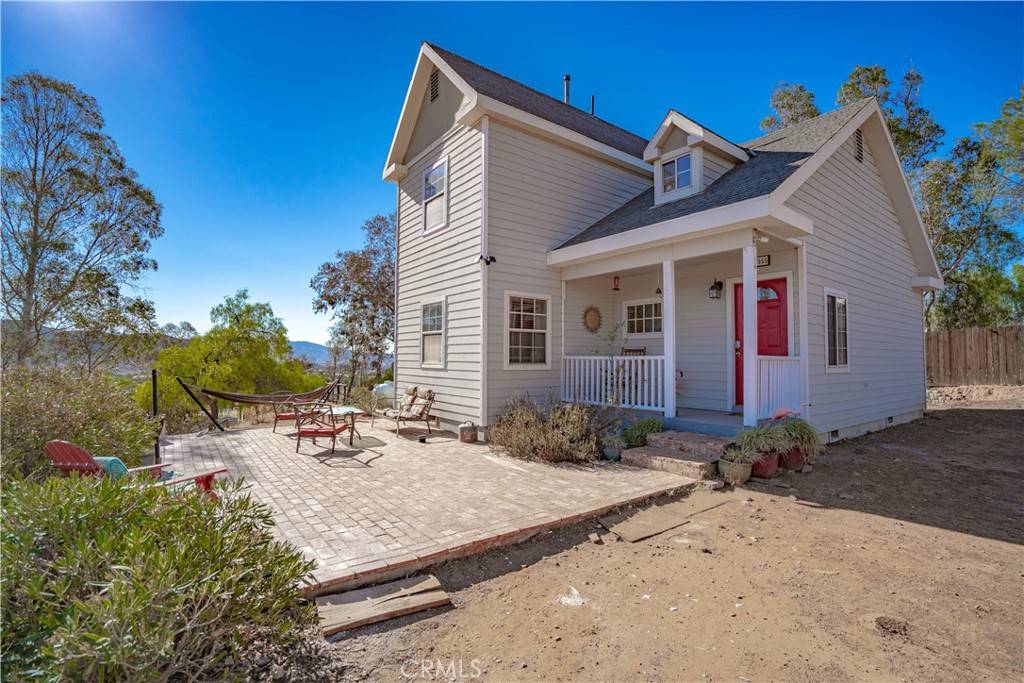 Agua Dulce, CA 91390,35555 Peppertree LN