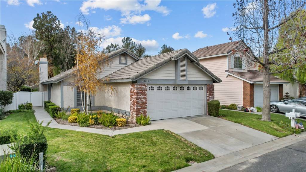 Canyon Country, CA 91351,26821 Hummingbird CIR