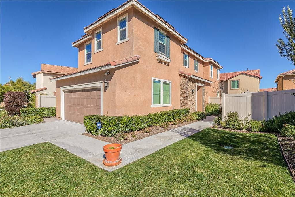 Canyon Country, CA 91351,26884 Trestles DR