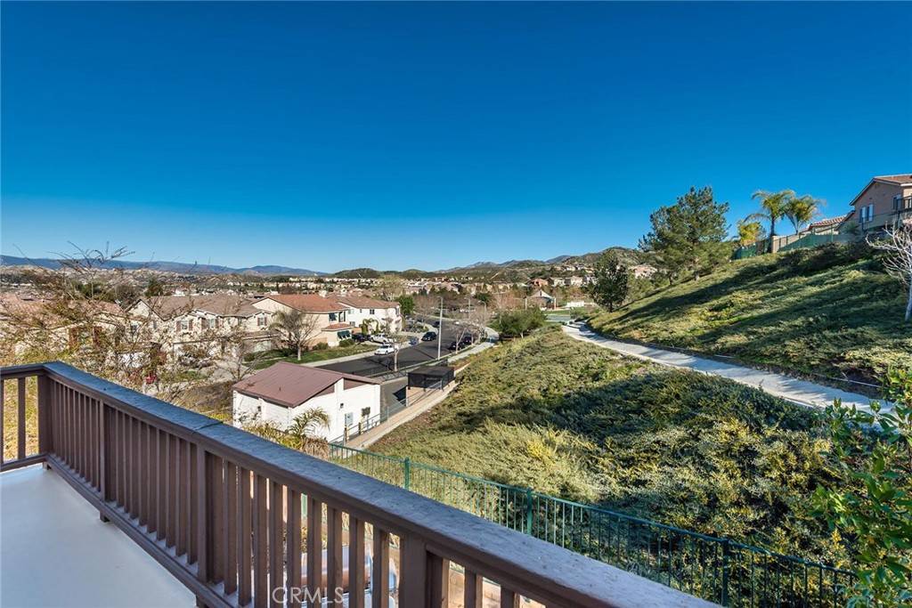 Canyon Country, CA 91387,26930 Beech Willow LN