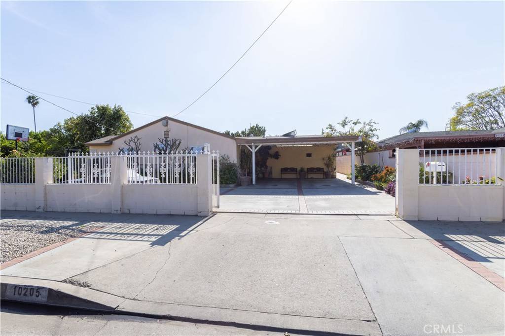 Pacoima, CA 91331,10205 Remick AVE