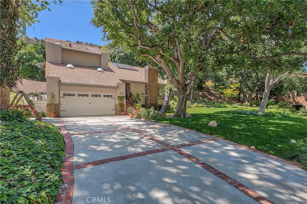 Newhall, CA 91321,23806 La Salle Canyon RD