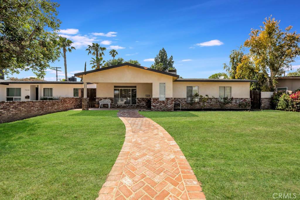 West Hills, CA 91307,7221 Fallbrook AVE