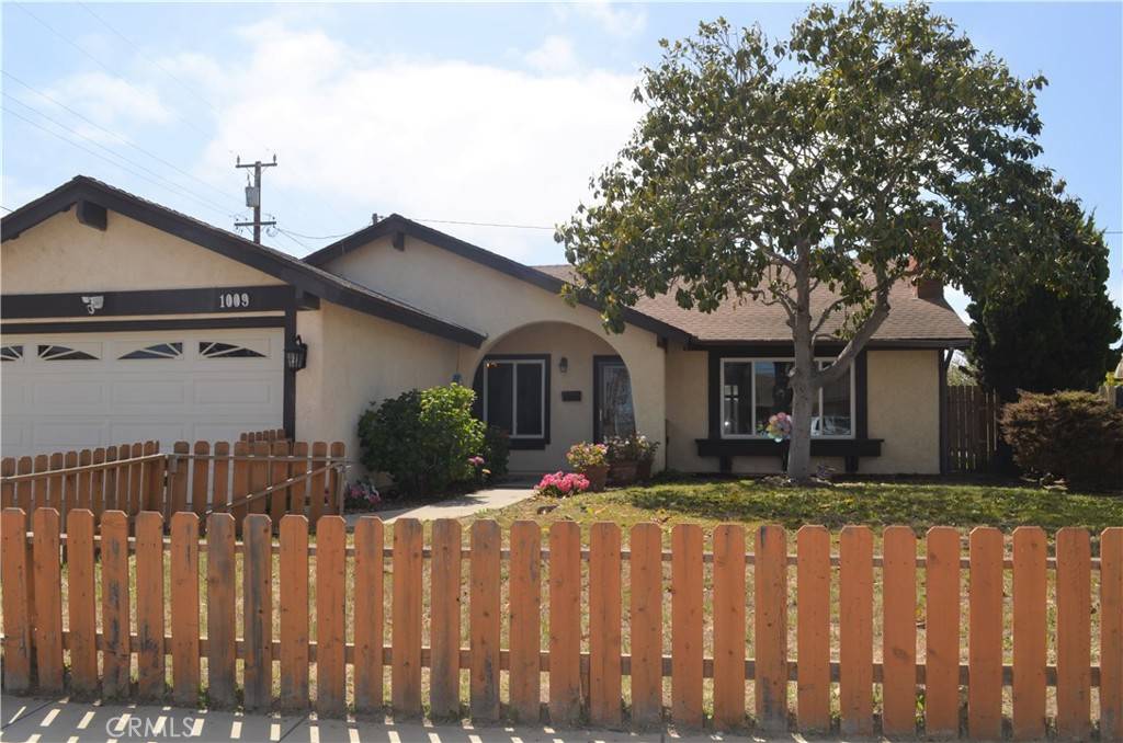 Lompoc, CA 93436,1009 N R ST