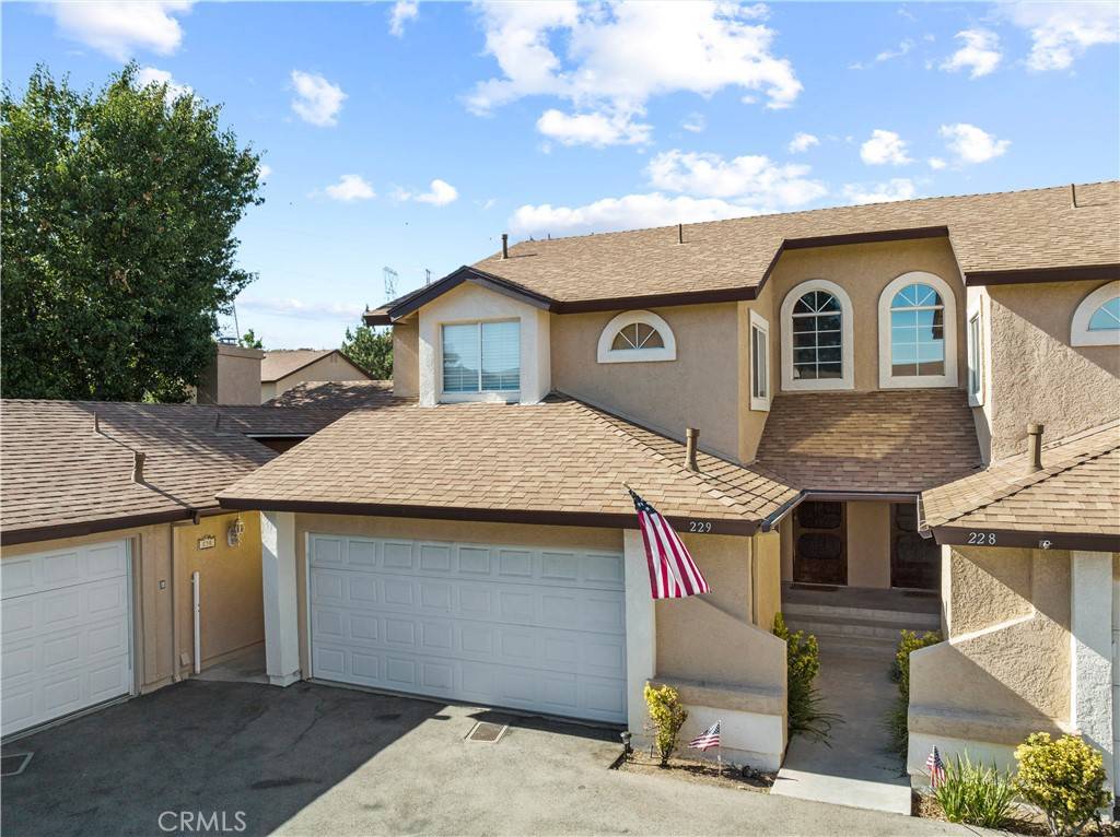 Saugus, CA 91390,22905 Banyan PL #229