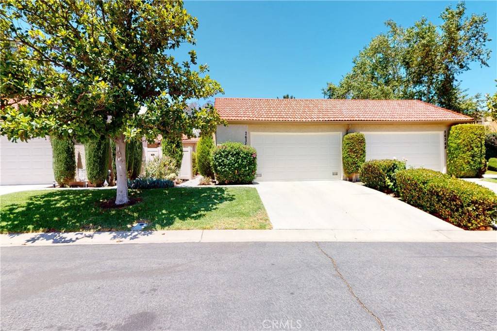 Newhall, CA 91321,26350 Rainbow Glen DR