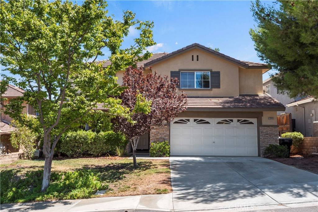 Castaic, CA 91384,32610 Ridge Top LN