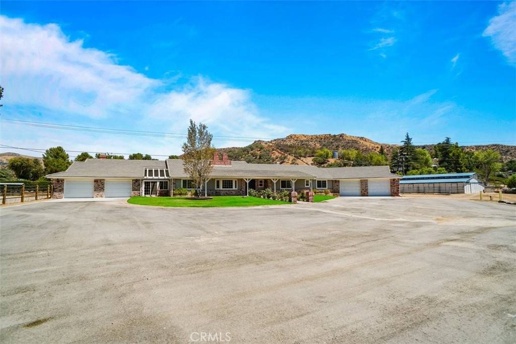 Saugus, CA 91390,18460 Texas Canyon RD