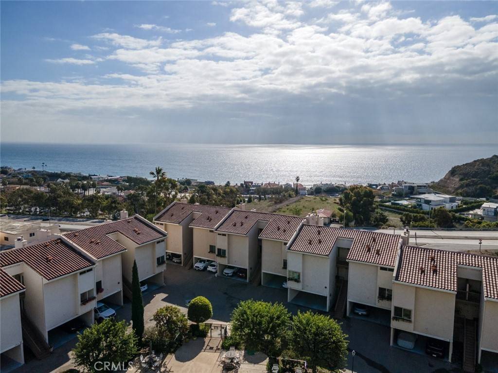 Malibu, CA 90265,23914 De Ville WAY #C