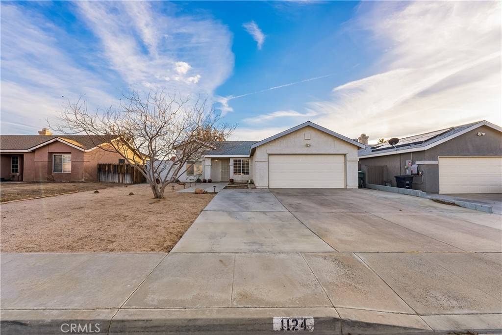 Rosamond, CA 93560,1124 Oakwood LN