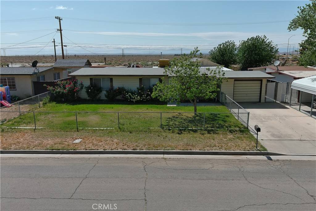 Boron, CA 93516,12401 Sierra View ST