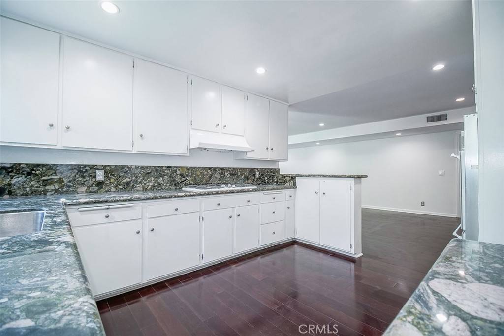 Studio City, CA 91604,4240 Fulton AVE #205