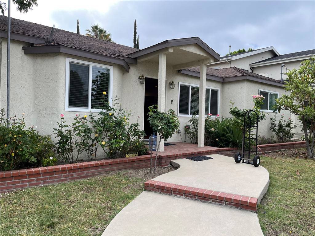 Tarzana, CA 91356,5458 Sylvia AVE