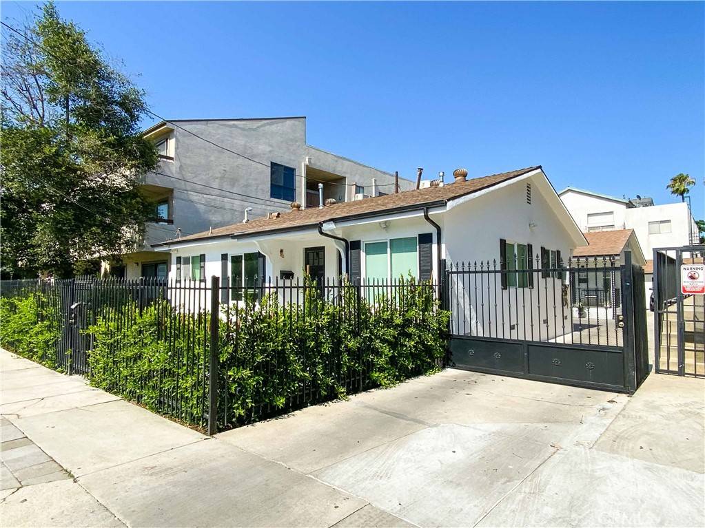 North Hollywood, CA 91601,5238 Denny AVE #B