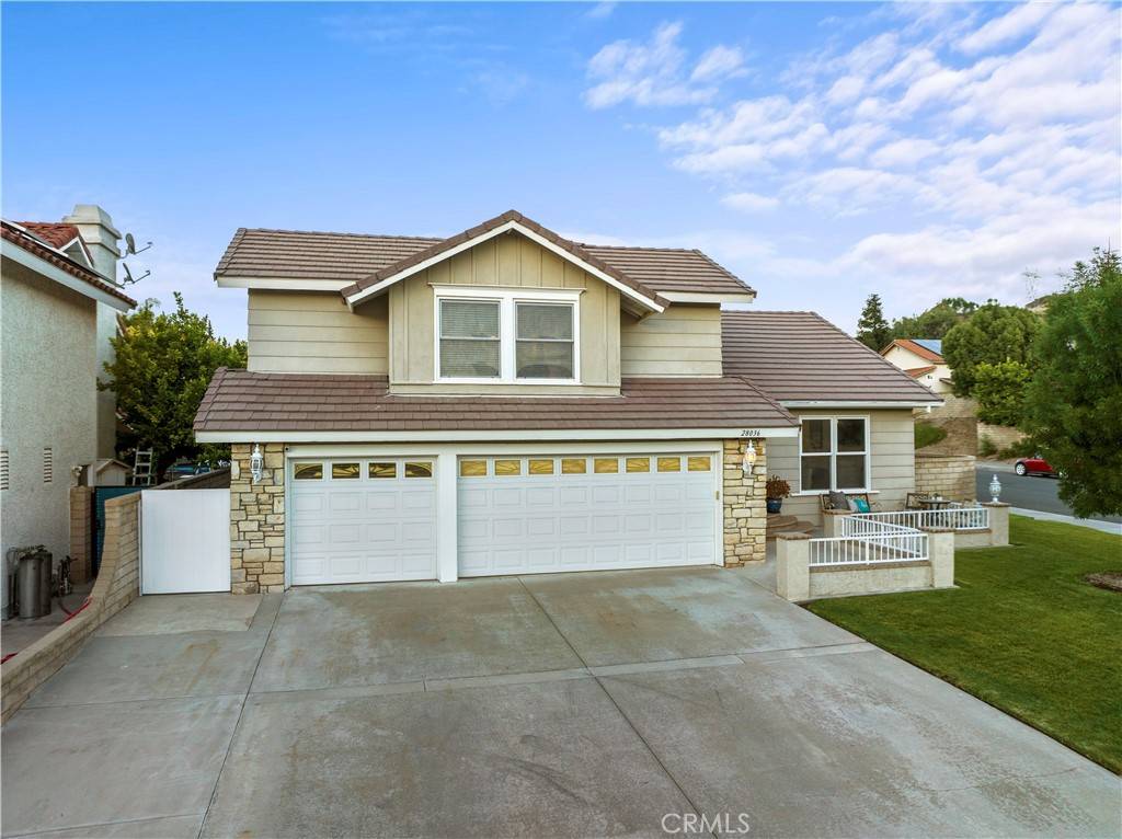 Saugus, CA 91350,28036 Charles DR