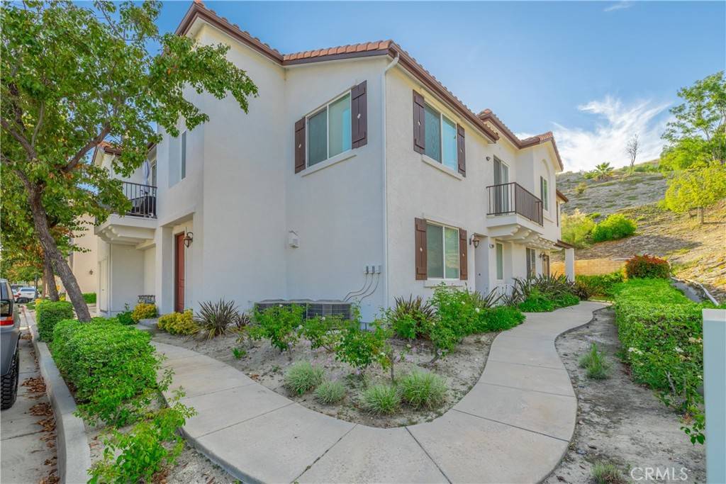 Canyon Country, CA 91351,28081 Catherine DR