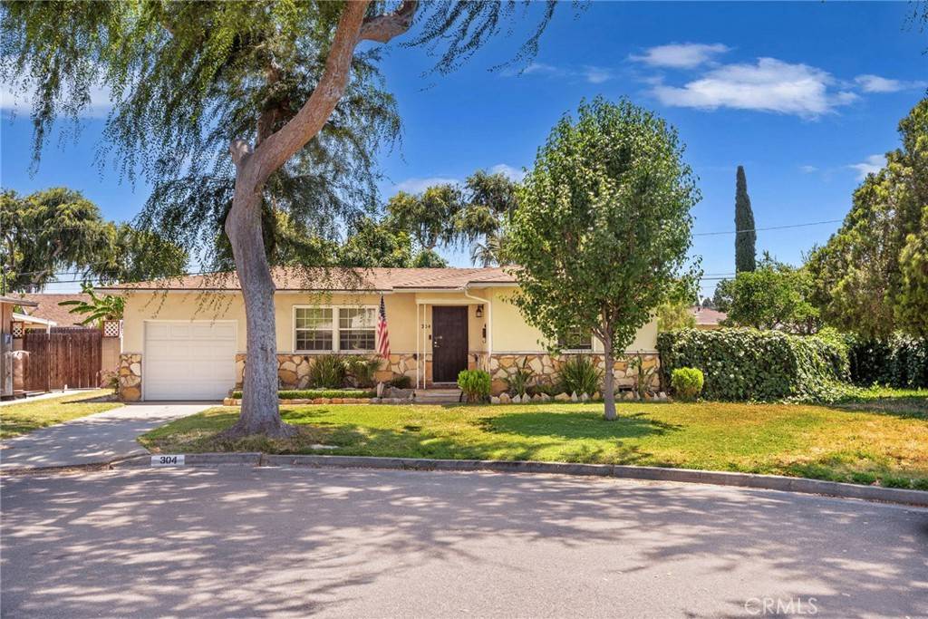 Fullerton, CA 92833,304 Diana PL