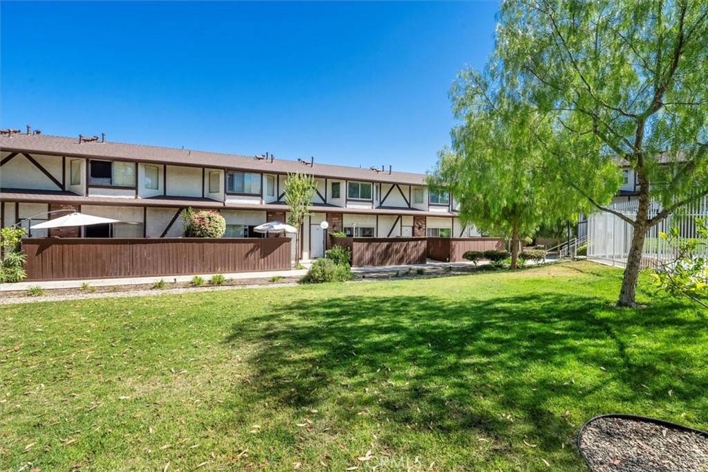 Sunland, CA 91040,10480 Sunland BLVD #45
