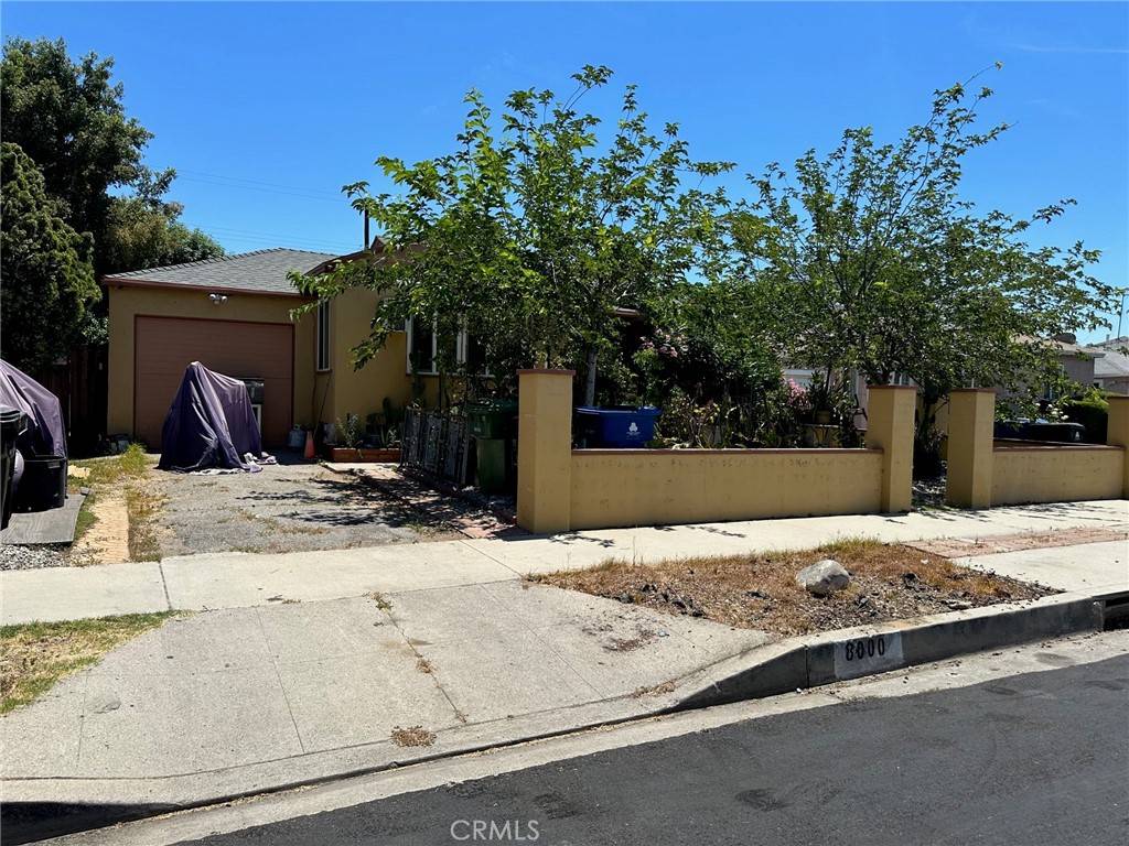 Panorama City, CA 91402,8000 Burnet AVE