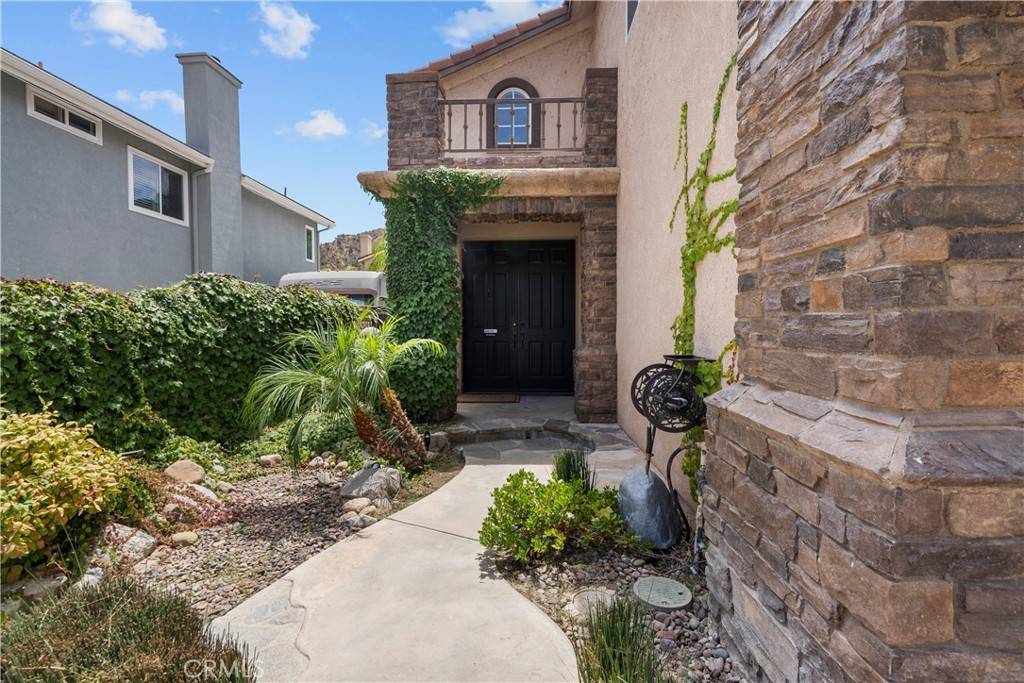 Castaic, CA 91384,28608 Vineyard LN