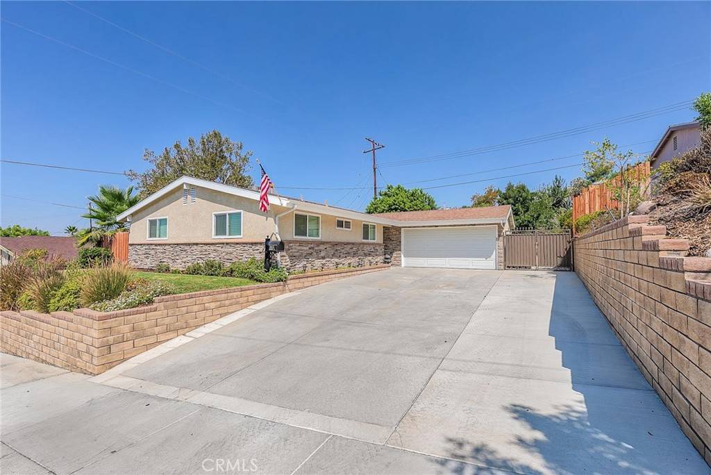 Canyon Country, CA 91351,18655 Bainbury ST