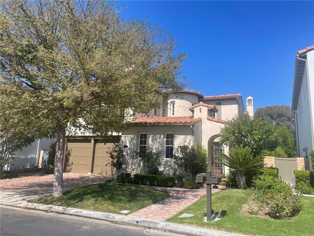 Valencia, CA 91355,26812 Fairlain DR
