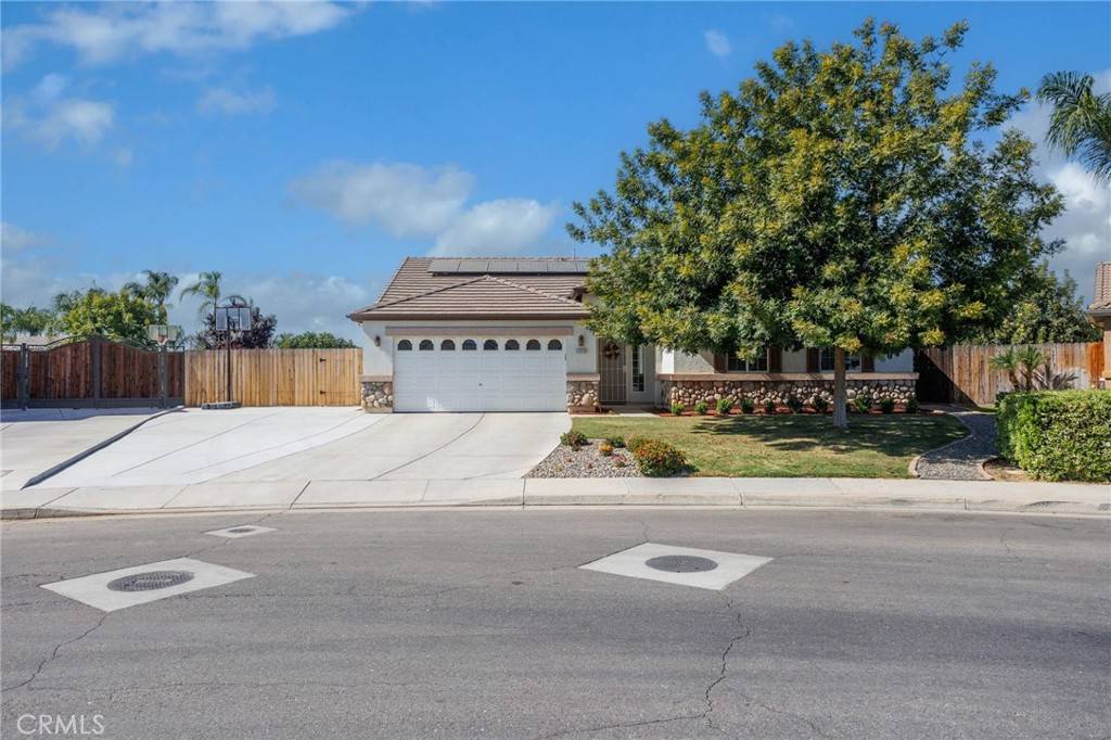 Bakersfield, CA 93312,12310 Hill Country DR