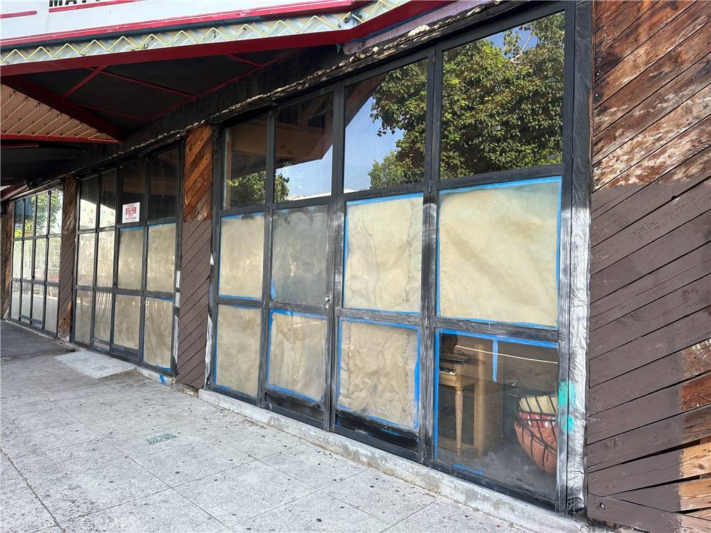 North Hollywood, CA 91601,5006 Lankershim BLVD