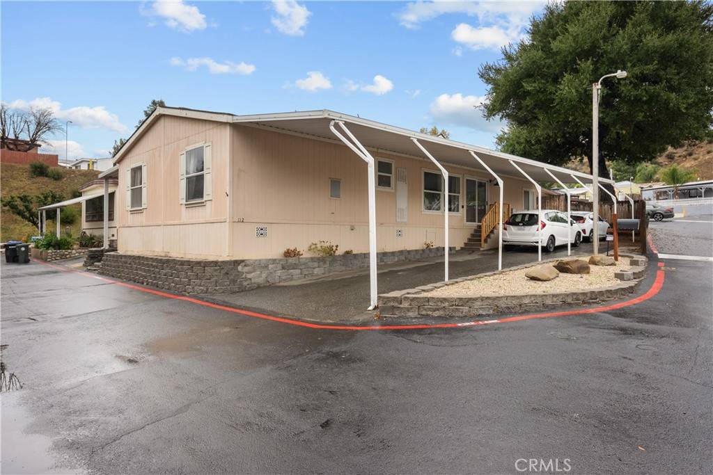 Castaic, CA 91384,30000 Hasley Canyon Rd #112