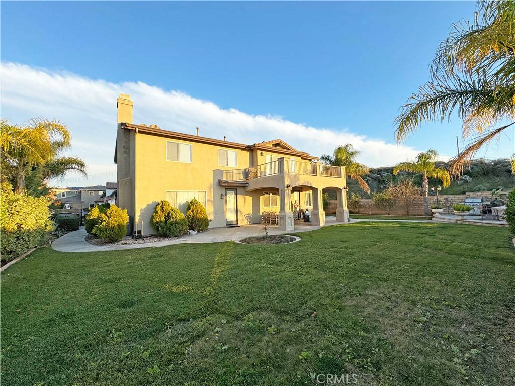Saugus, CA 91350,22370 Homestead PL