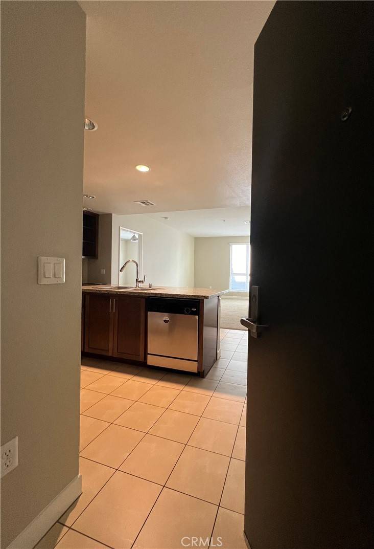 Woodland Hills, CA 91367,21301 Erwin ST #314