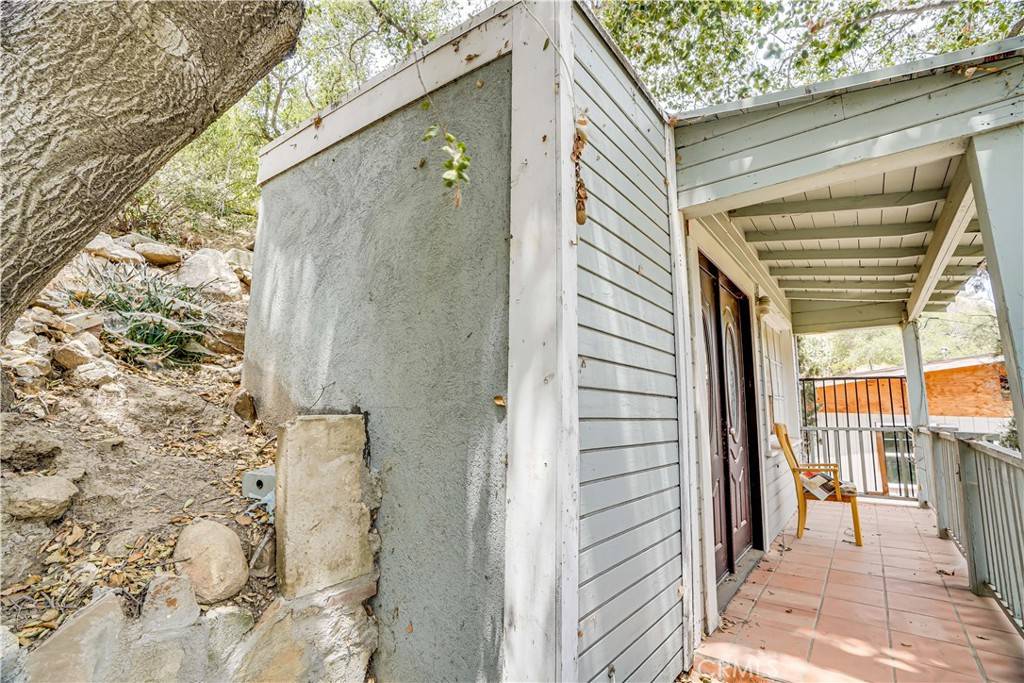 Sylmar, CA 91342,12047 Kagel Canyon RD