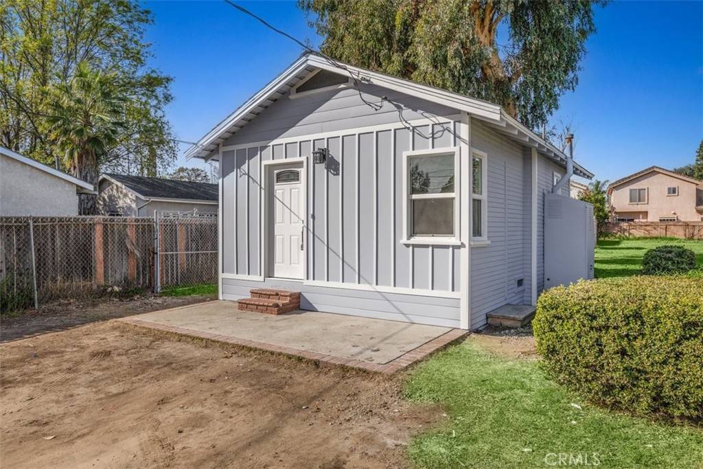 Van Nuys, CA 91406,7059 De Celis PL