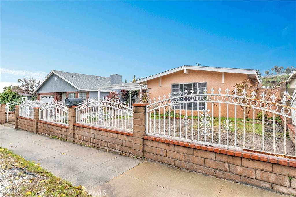 Pacoima, CA 91331,12723 Daventry ST