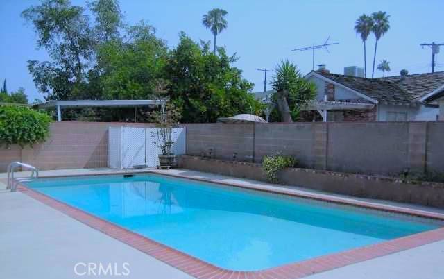 North Hollywood, CA 91605,7548 Goodland AVE