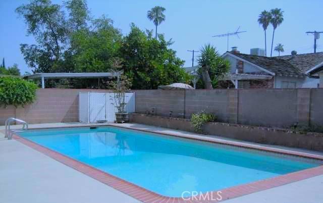 North Hollywood, CA 91605,7548 Goodland AVE