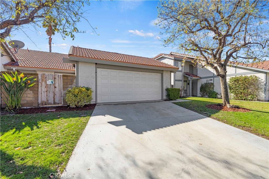 Canyon Country, CA 91387,15704 Ada ST